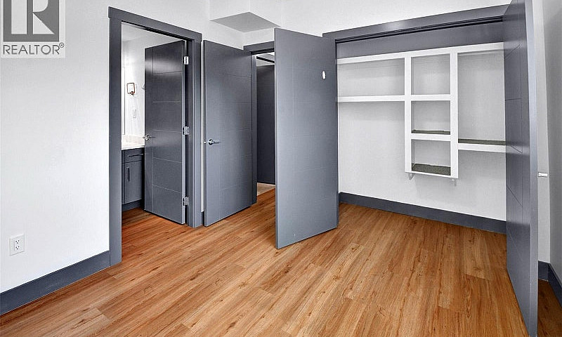 4 Beds 3 Baths - Hou...