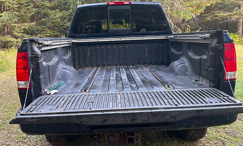 2009 Titan Pro-4X...