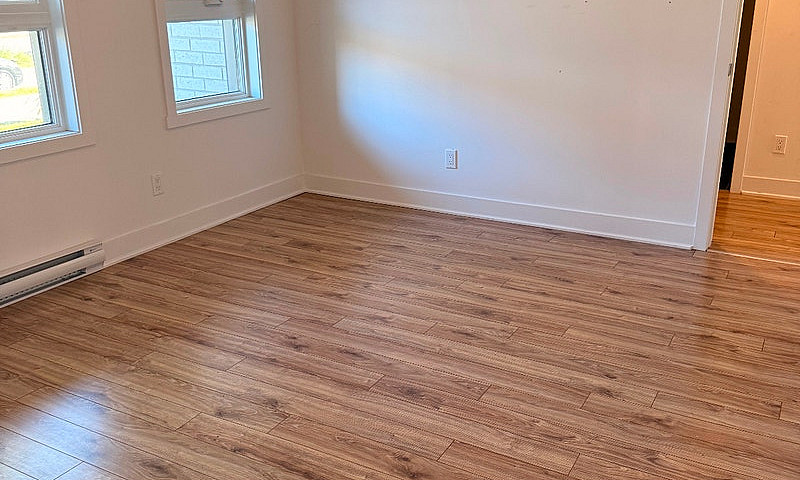 Condo 5 1/2 À Louer ...