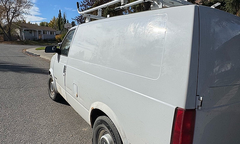 Chevy Astro Van ...