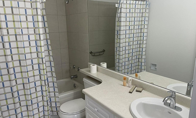 Duplex Townhome For ...