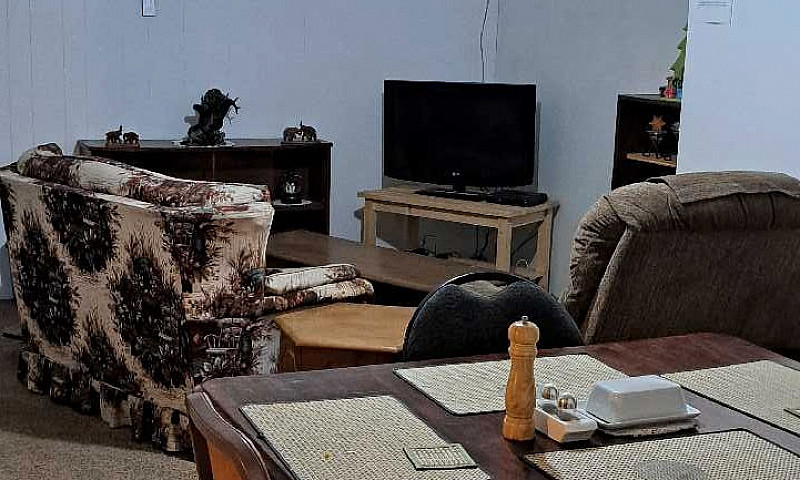 Bedroom For Rent....
