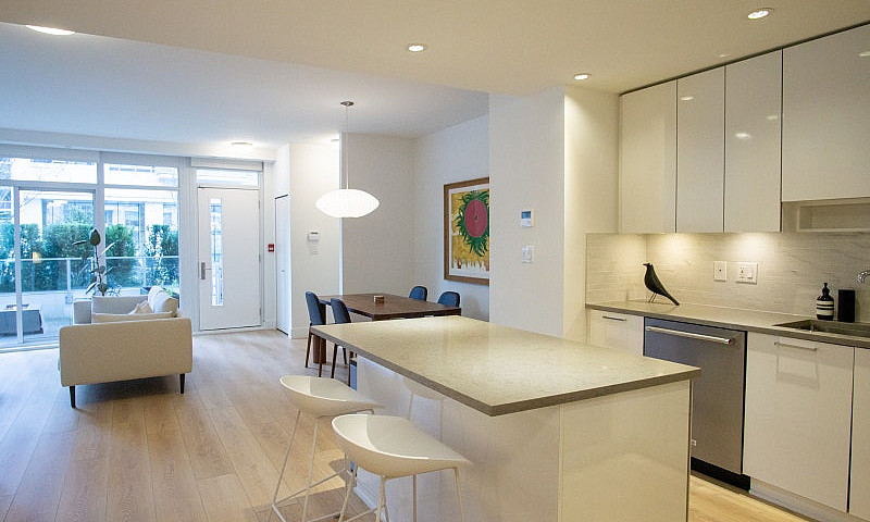 2 Bed 2.5 Bath Townh...