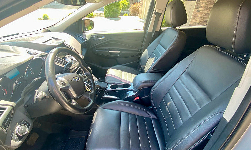 2014 Ford Escape Tit...