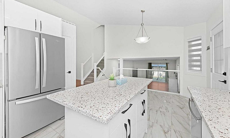 Spacious 4-Bedroom, ...