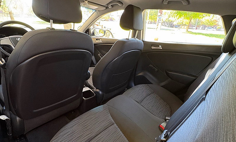 Hyundai Accent 2016 ...