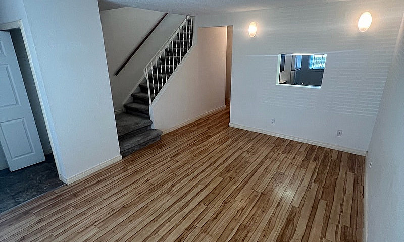 Spacious  2 Bedroom ...