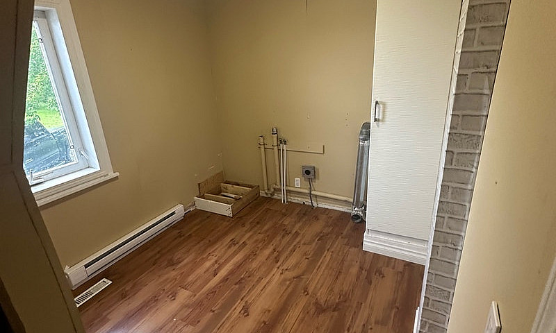 House For Sale - To ...
