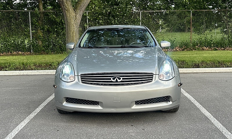 2003 Infiniti G35...