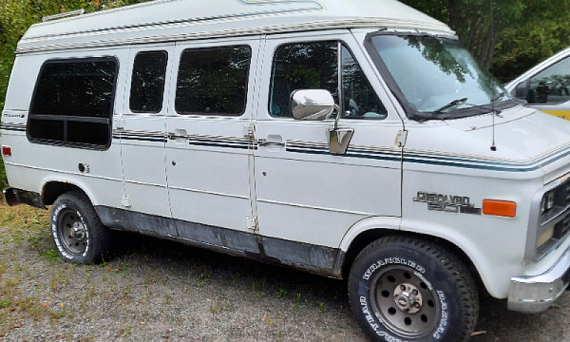 1991 G20 Chev Hi Top...