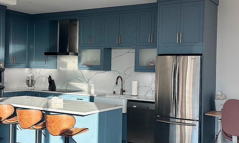 1200 Square-Feet 2 B...