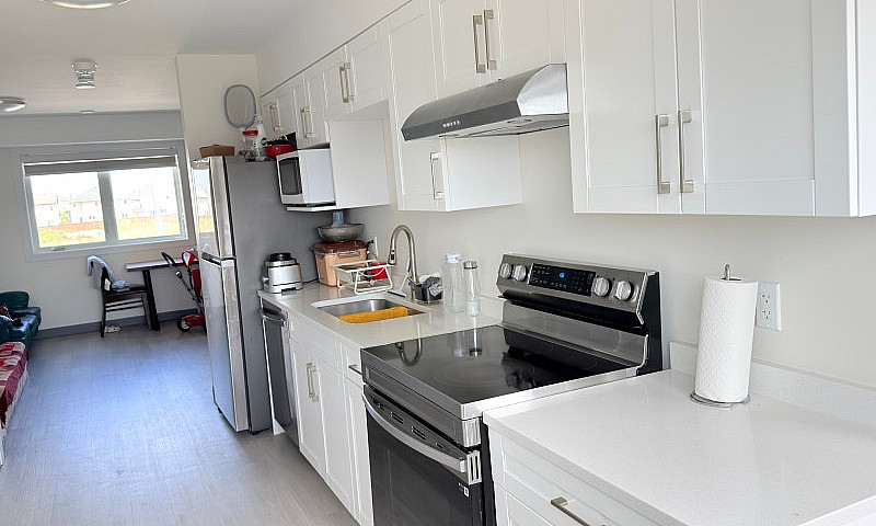 2 Bed 2.5 Bath Townh...