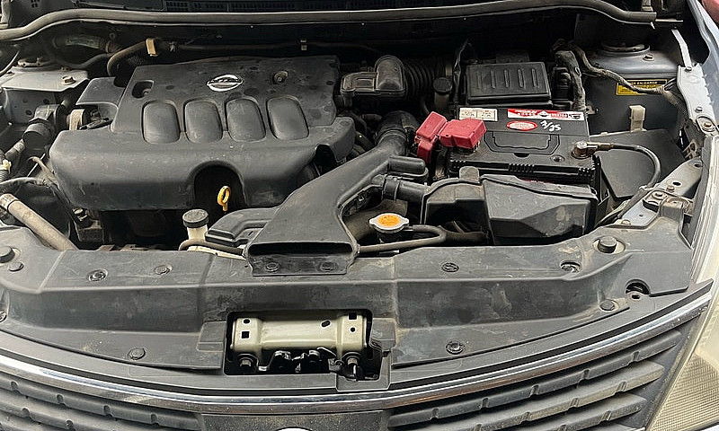 2009 Nissan Versa ...