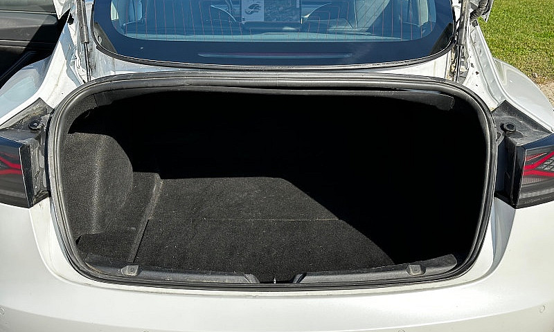 2018 Tesla Model 3 L...