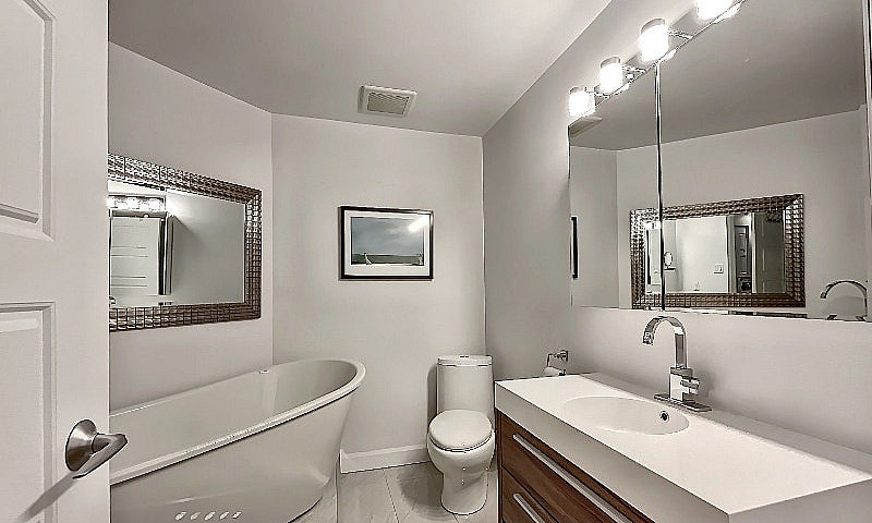 Magnifique Condo Ent...