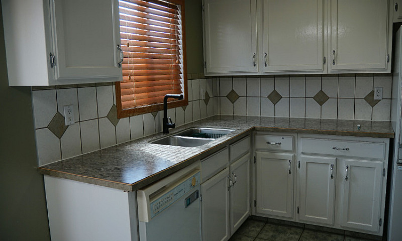 Beautiful Family Hom...