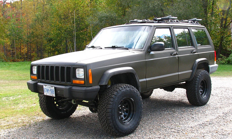 2000 Jeep Cherokee...