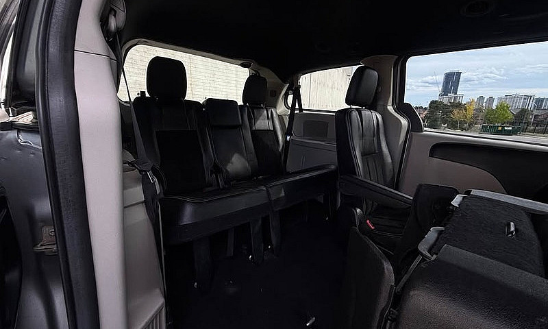 Dodge Grand Caravan...