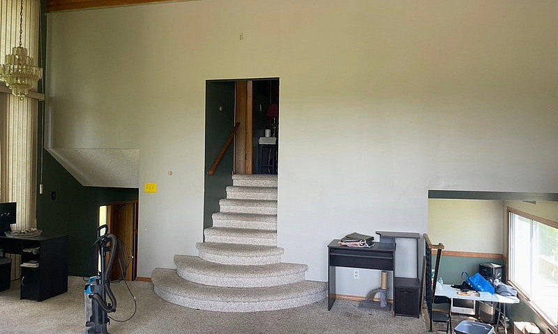 Shop And House For R...