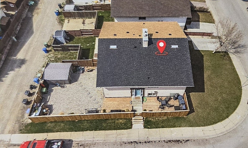 Duplex For Sale By O...