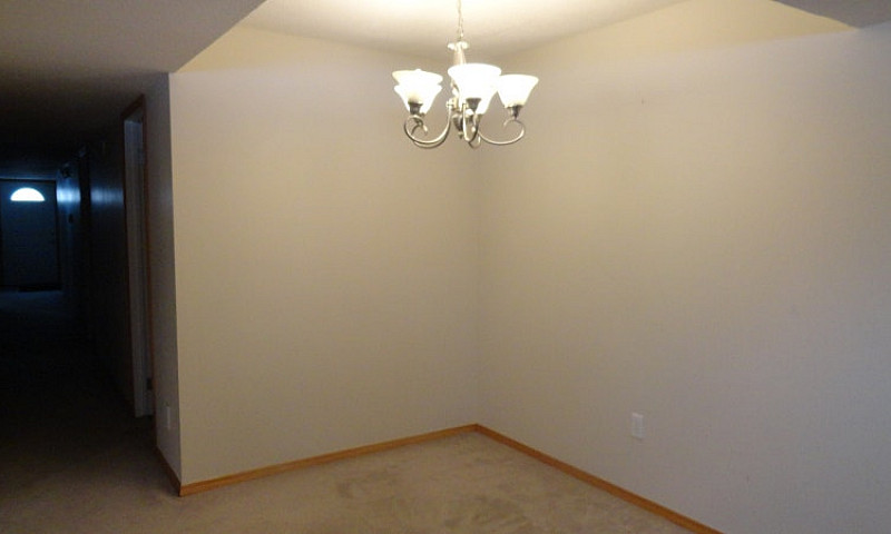 1100 Sq Ft Basement ...