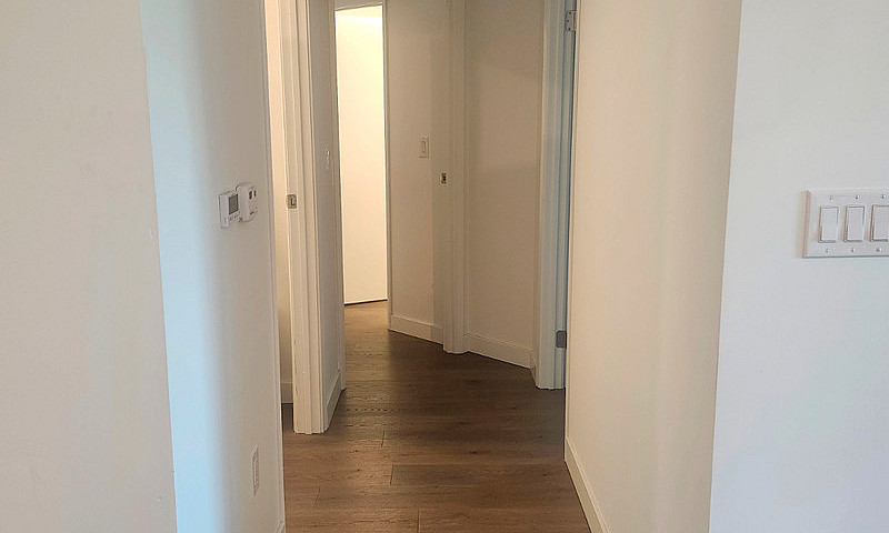 2 Bedroom 2 Bath Apa...