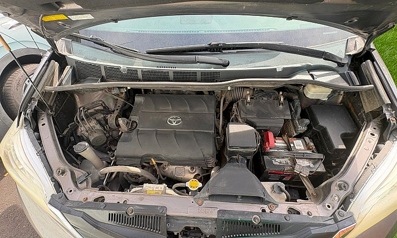 2013 Toyota Sienna L...