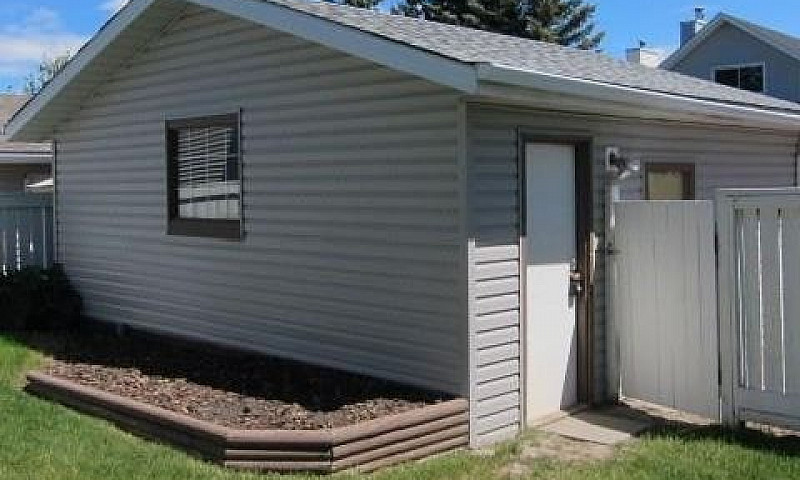 Spacious 3-Bedroom T...