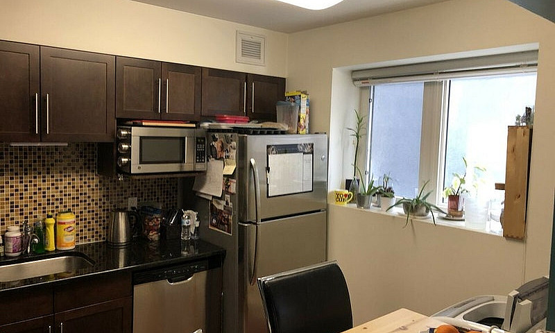 2 Bedroom Condo - Os...