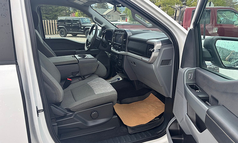 2023 Ford F150 Xlt 4...