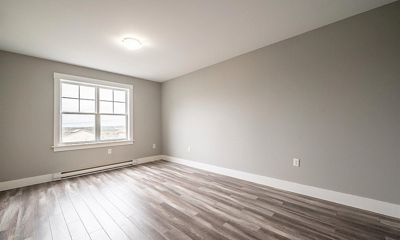 3 Bed, 4 Bath, 3 Sto...