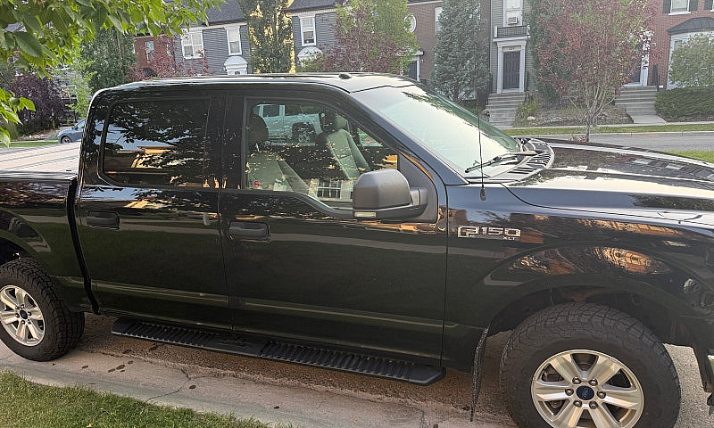 2016 Ford F150 $2200...