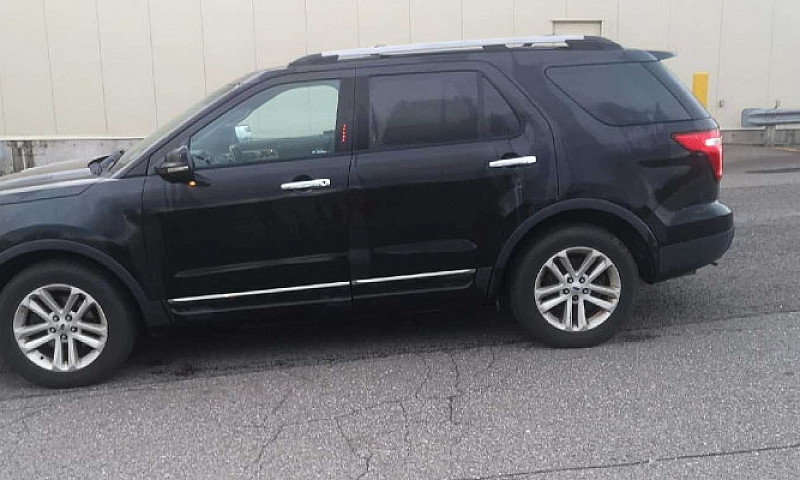 2015 Ford Explorer L...