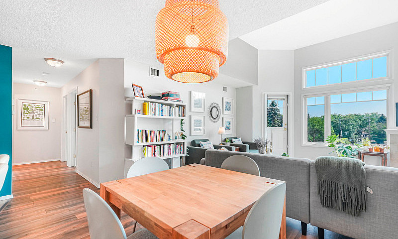 Uofa Condo 2 Bed 2 B...