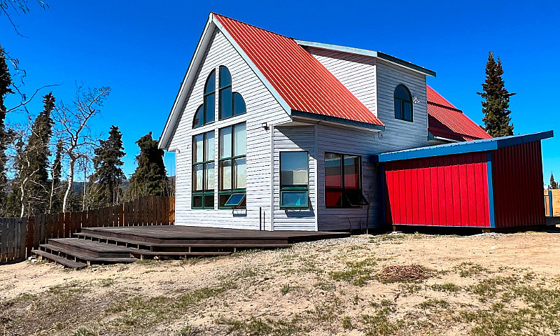 20.7 Acres + 2019 Sq...