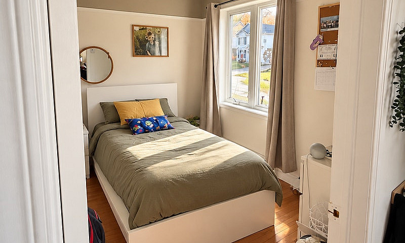 4 Beds 2 Baths House...