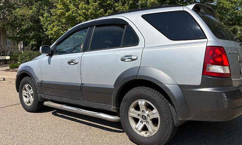 2005 Kia Sorento 4X4...