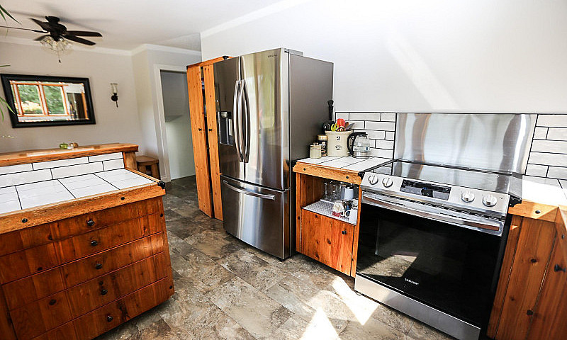 1133 Caroline Rd.,  ...