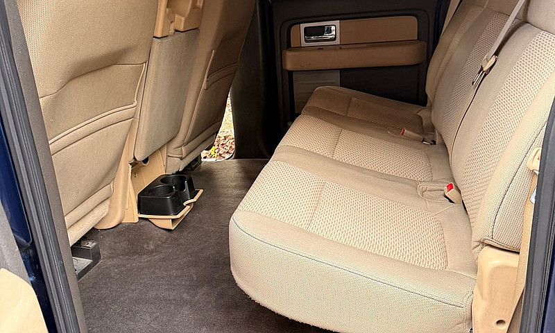 Ford F150 - 4X4 - Su...