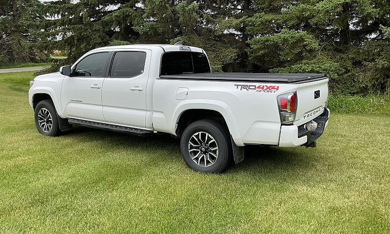 Toyota Tacoma ...