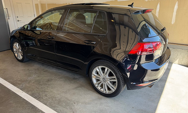 2015 Volkswagen Golf...