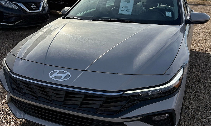2024 Hyundai Elantra...