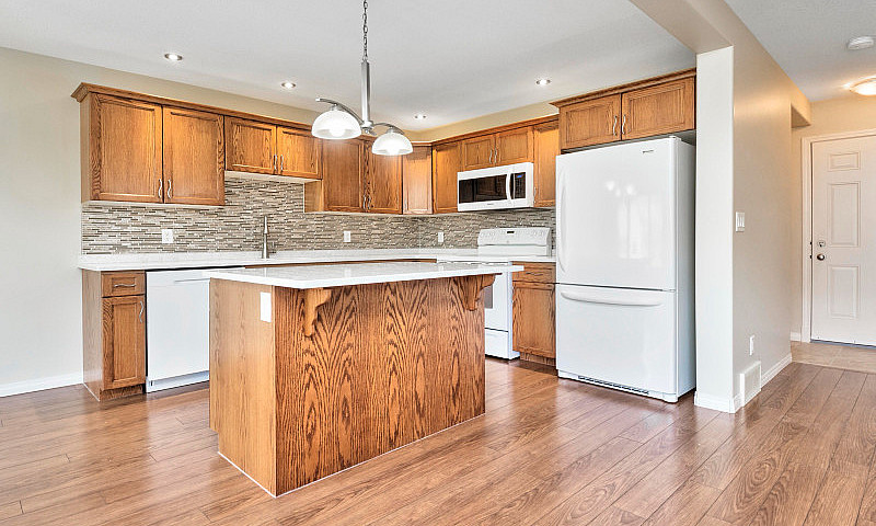Immaculate 4 Bedroom...