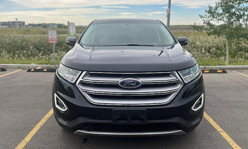 2018 Ford Edge Titan...
