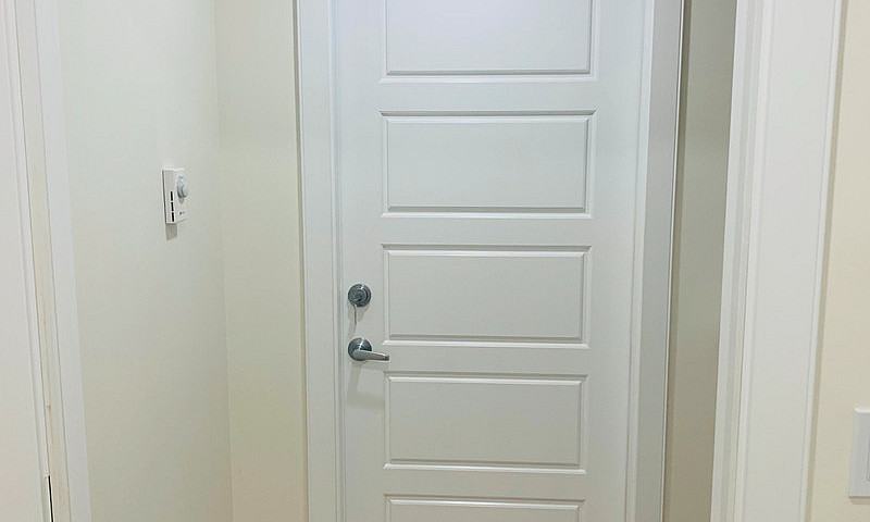 Exclusive Spacious 1...