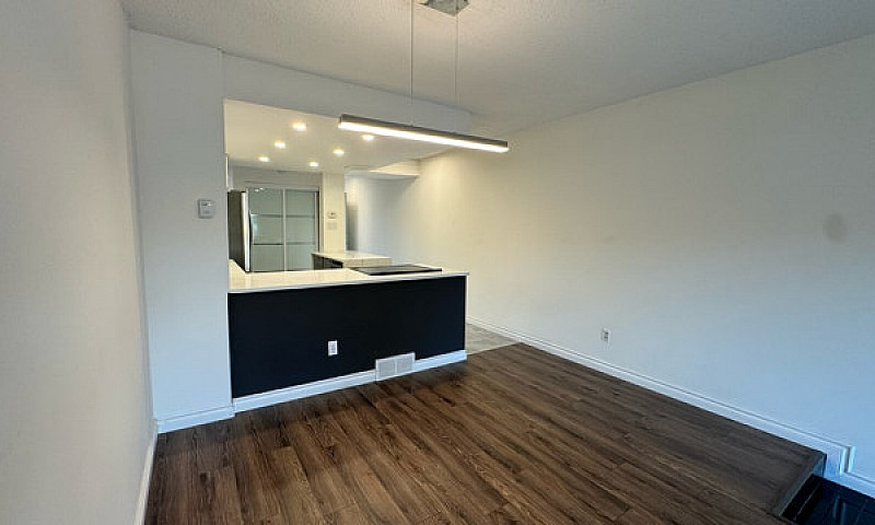 **3Bed +Den 1.5 Bath...