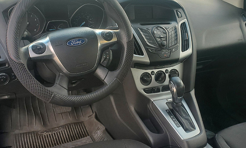 2012 Ford Focus Se, ...