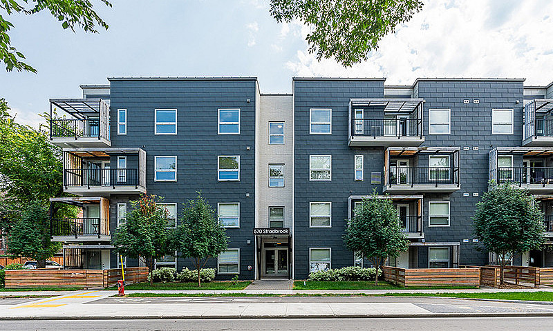 570 Stradbrook Ave 2...