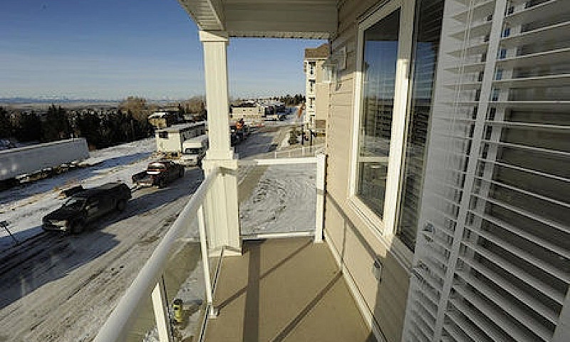 Calgary Nw Condo For...