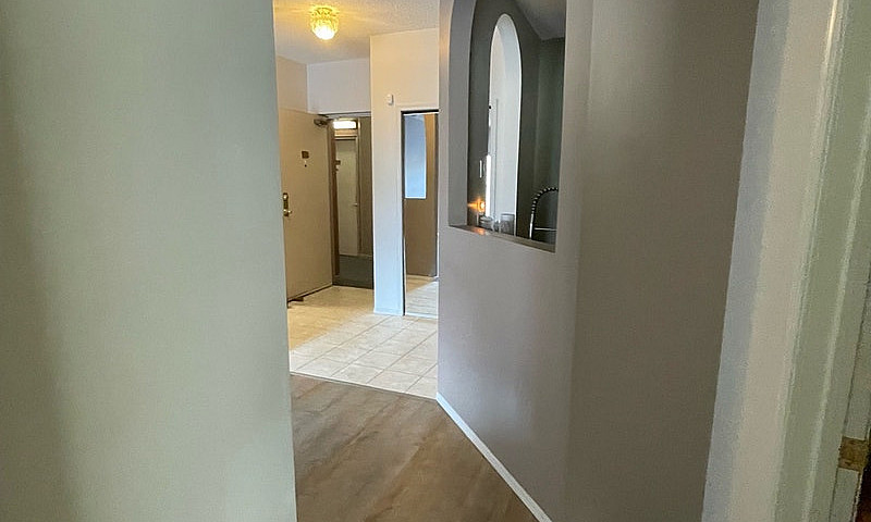2 Bed 2 Bath Condo...